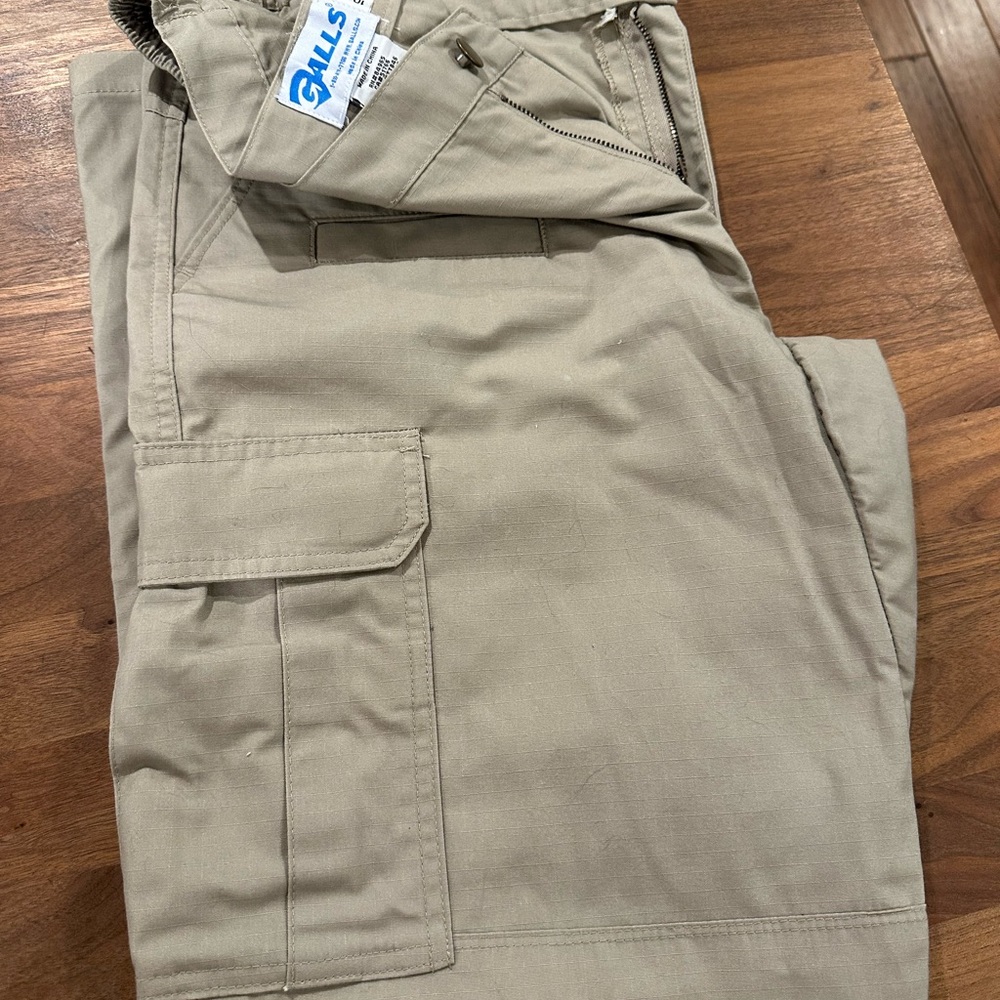 Women’s tactical pants size 10.